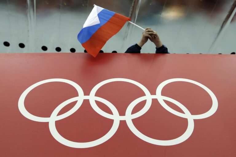 Putin Backs Russian Athletes to Shine Despite IOC’s Neutrality Measures